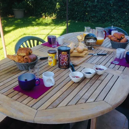 Feriehus D Hotes Violetta *