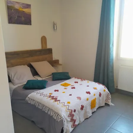 Bed & Breakfast D Hotes Violetta *